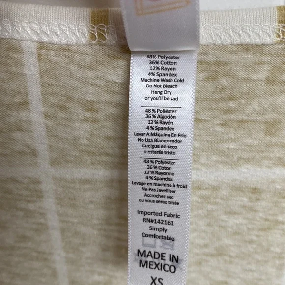 LulaRoe windowpane Perfect T - Picture 4 of 7